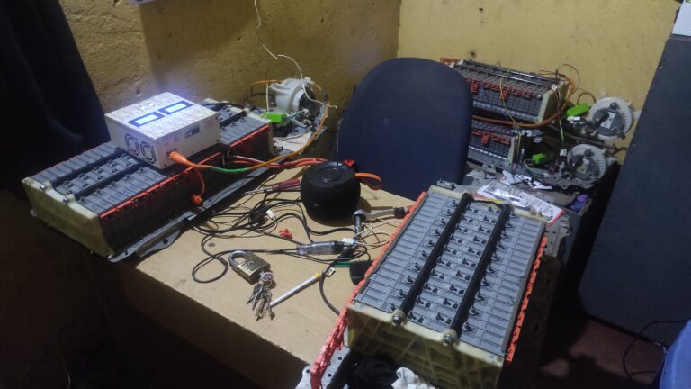 hybrid battery price in kenya: Prius hybrid battery under reconditioning
